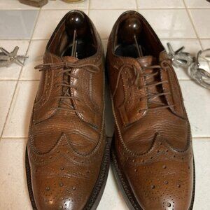 VINTAGE WING TIP MADE IN USA SHOES 9 C